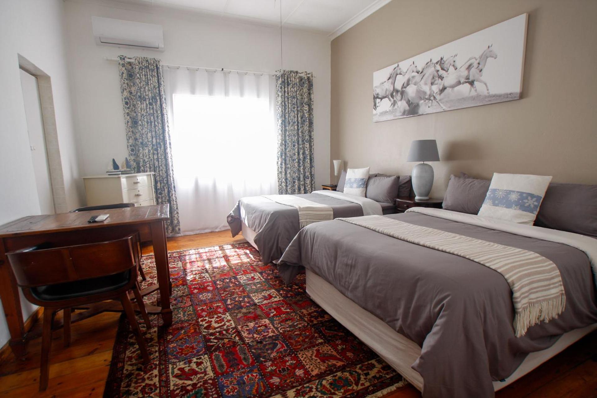 Steytlerville Royal Hotel Экстерьер фото