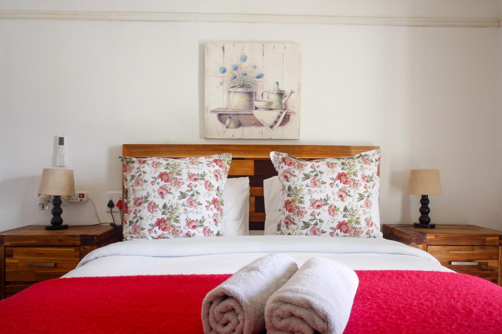 Steytlerville Royal Hotel Экстерьер фото