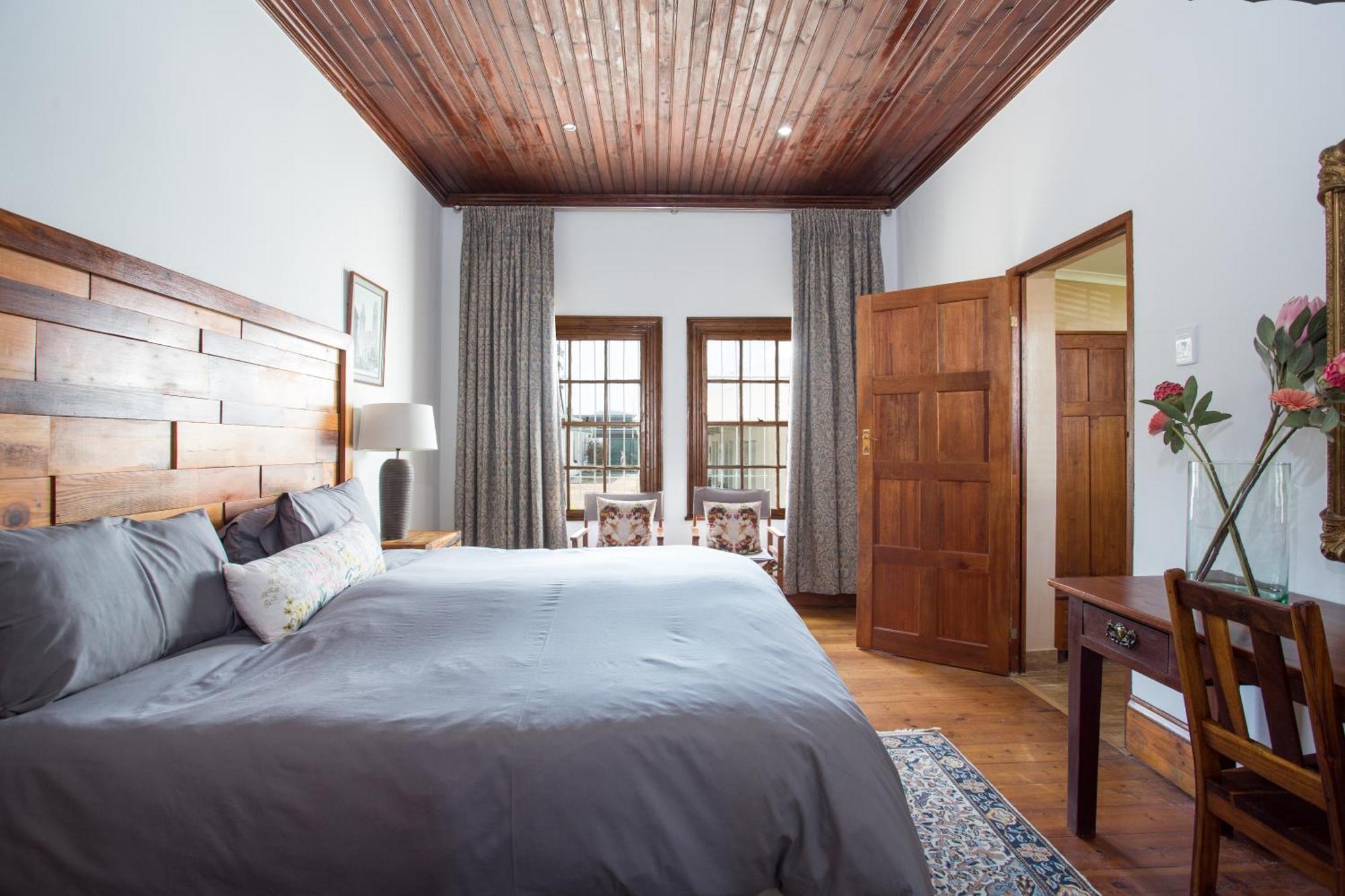 Steytlerville Royal Hotel Экстерьер фото